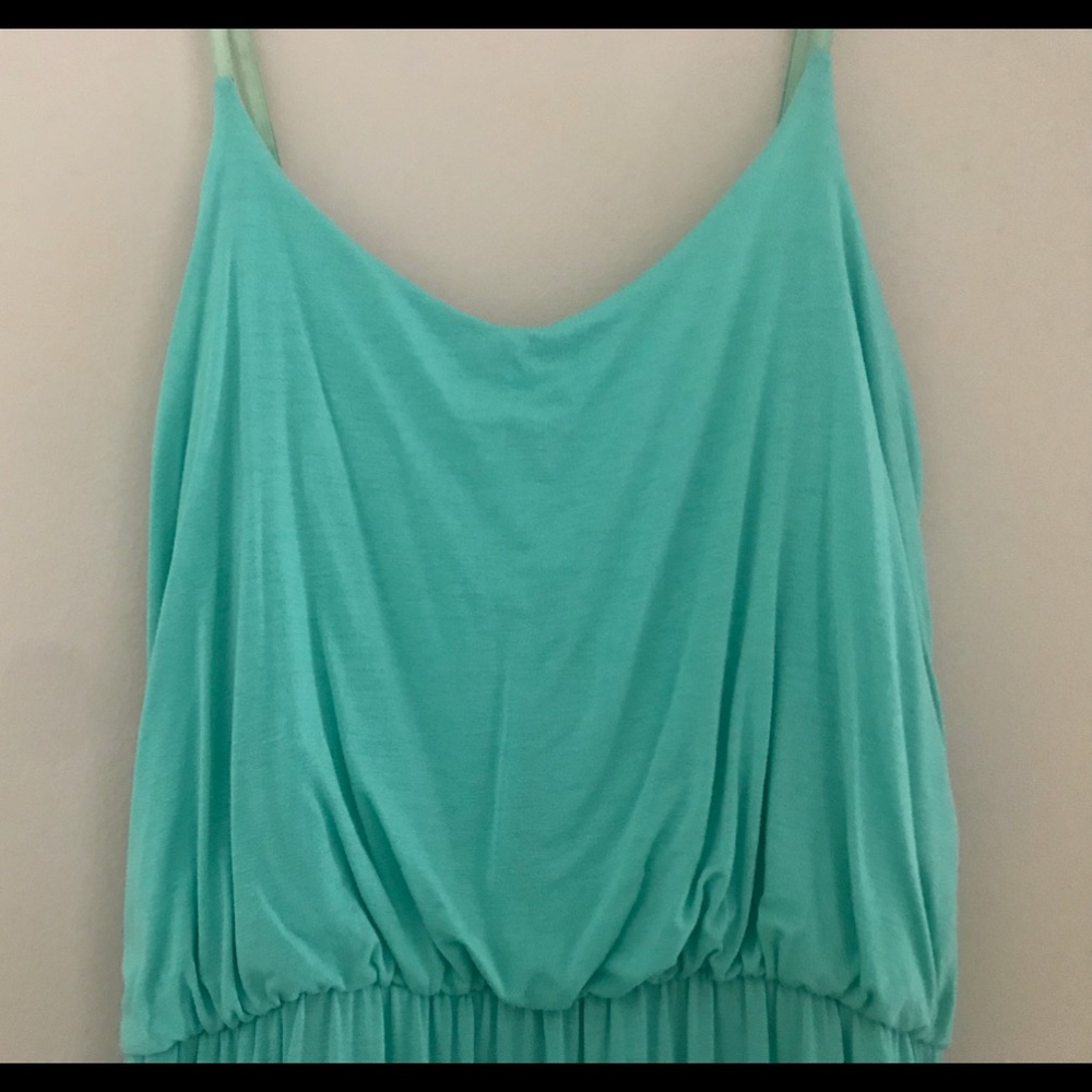 Maxi - Picture 2 of 7